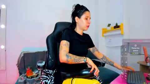 Juli online show from March 17, 10:19 am