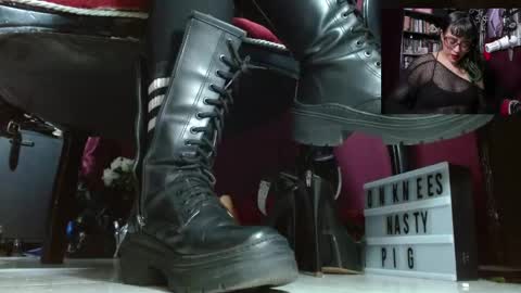Goddess Sara online show from May 16, 2:14 am