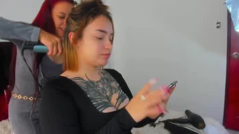 IG soymeily oficial  online show from May 17, 1:32 pm