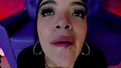 MEIVIS online show from April 9, 10:59 pm