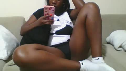 Snapshot of mel_candi94 chatting on October 26, 6:58 pm pretty online show from October 26, 6:58 pm