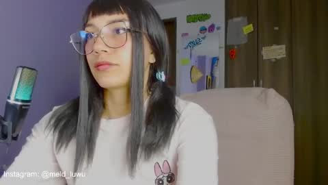 Melissa  -  -  Please help me to reach 100 thumbs up online show from May 16, 11:15 pm