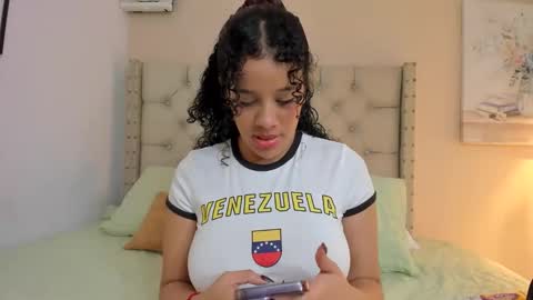 melania_xtreme online show from May 19, 1:12 am