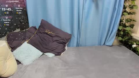 Melanie online show from November 6, 9:15 am