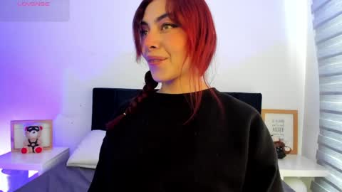 Melanie roux  online show from May 8, 12:41 pm