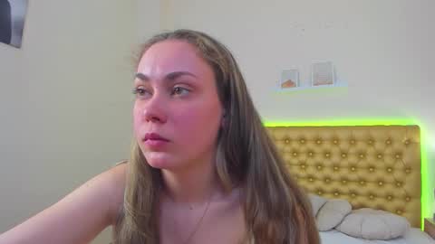 Melania online show from March 25, 10:51 am