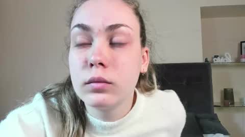 Melania online show from April 3, 5:38 am