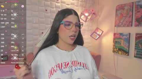 melaniegrayx online show from May 19, 2:35 pm