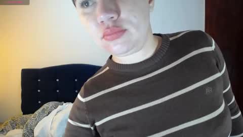 Melanie Parker online show from May 7, 1:37 pm