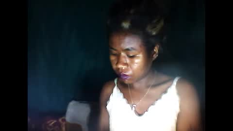 melanih online show from May 14, 7:03 am