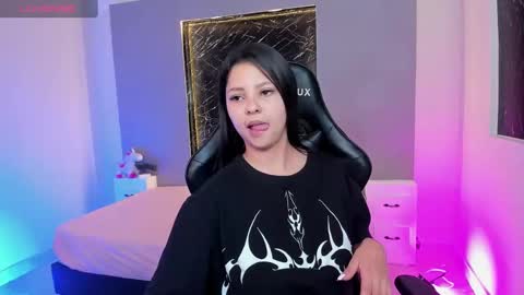  Melani  dont forget to follow me and like  online show from February 10, 2:52 am