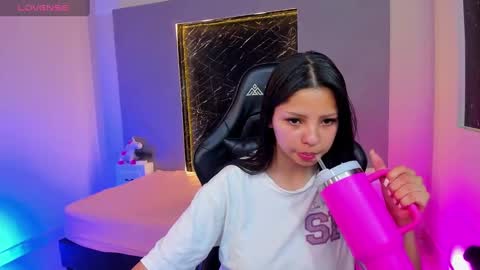  Melani  dont forget to follow me and like  online show from February 18, 3:31 am