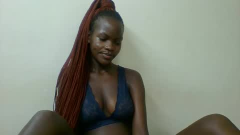 melaninpetite online show from December 10, 4:17 pm