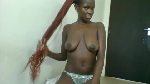 melaninpetite online show from December 6, 5:55 pm