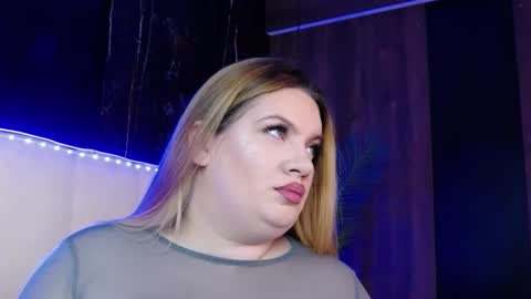 melanniebrown online show from February 9, 7:43 am