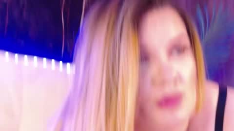 melanniebrown online show from March 22, 8:20 am