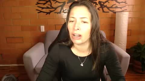 Melanny online show from May 17, 12:26 pm