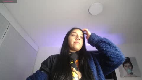 melanny_petite online show from May 6, 11:36 am