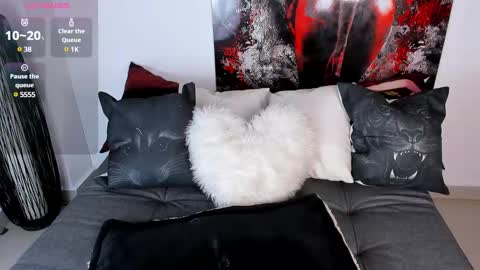 melany online show from March 12, 1:14 am