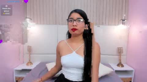 Melany online show from May 19, 6:15 pm