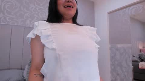 MELIE online show from February 27, 11:54 am