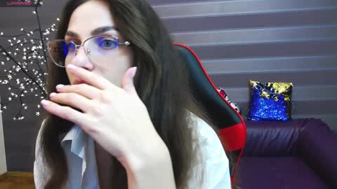 Snapshot of melinasmit chatting on December 11, 8:58 am Melina online show from December 11, 8:58 am