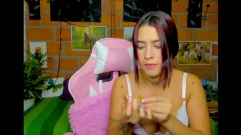 Snapshot of melisaking12 chatting on January 14, 2:40 am Melisa King online show from January 14, 2:40 am