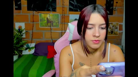 Snapshot of melisaking12 chatting on January 13, 12:41 am Melisa King online show from January 13, 12:41 am