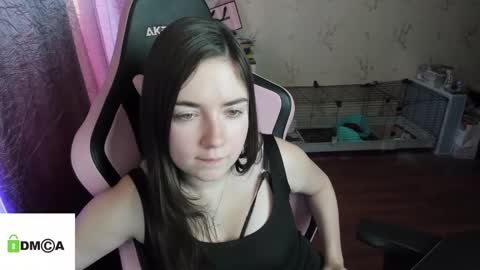 melisanilson online show from October 18, 1:36 pm