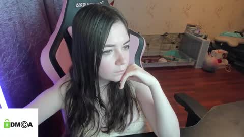 melisanilson online show from February 9, 4:59 am