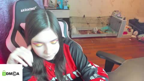 melisanilson online show from January 14, 4:50 am