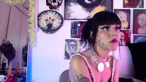 Melisa Velvet     online show from April 28, 9:40 pm