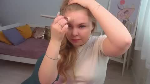 Sophia online show from April 3, 5:27 am