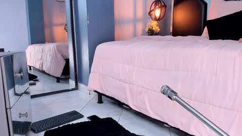 melissa_23_ online show from October 10, 11:37 am