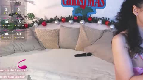 Hot Milf Melissa  ONLINE  Mon  Tue  Wed  Fr  Sun  - 9pm - 6amUTC3 online show from December 4, 7:47 pm