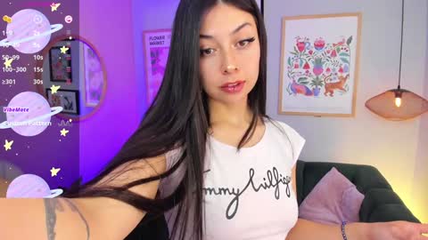 Melissa 3 online show from December 11, 9:55 pm