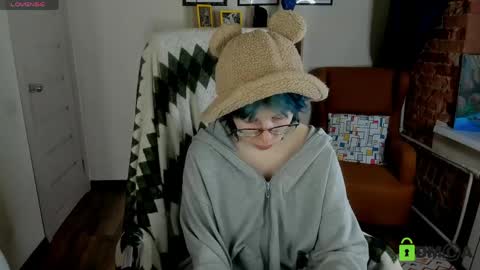 Melissa online show from May 10, 1:07 am
