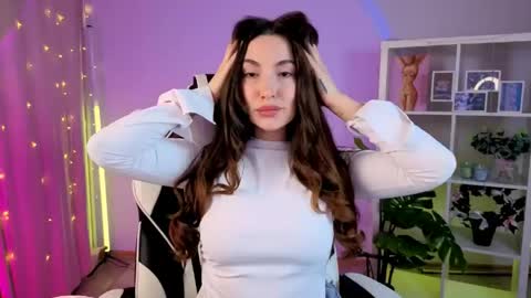 Melissa online show from May 17, 11:42 am