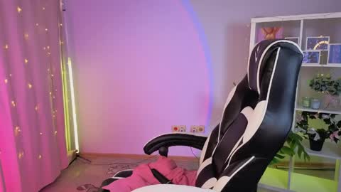 Melissa online show from May 24, 10:25 am