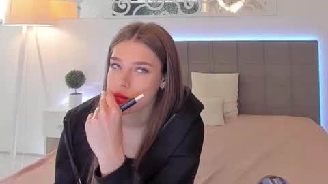 MelissaCrayzy online show from May 12, 6:32 am