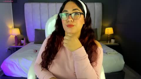 M E L I S S A  online show from December 2, 12:17 pm