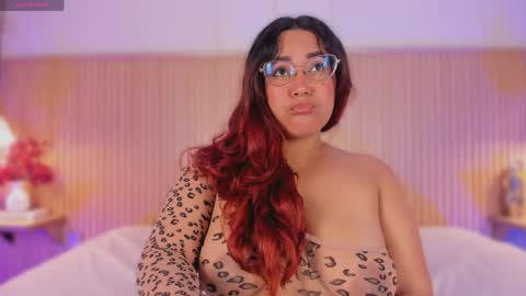 M E L I S S A  online show from May 20, 12:02 pm
