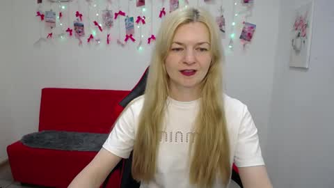 Melissa online show from May 26, 11:20 am