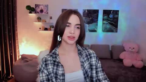 Tessa online show from December 14, 8:58 pm