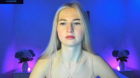Mellina online show from December 24, 8:16 pm