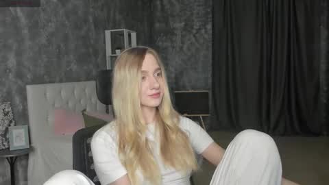 mellisadream online show from October 2, 2:05 am