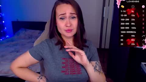 Mel online show from November 1, 9:52 pm