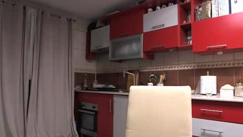 Melly online show from January 31, 7:56 pm