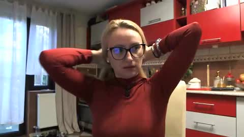 Melly online show from October 22, 6:51 am