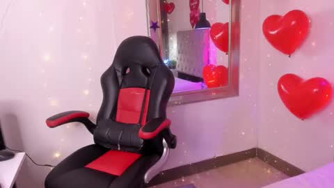 melody online show from February 19, 11:58 pm